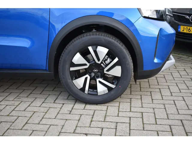 Opel Frontera 1.2 Turbo Hybrid GS 2025 Hybride Benzine 11