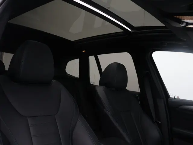 BMW iX3 High Executive 80 kWh 2023 Elektrisch 20