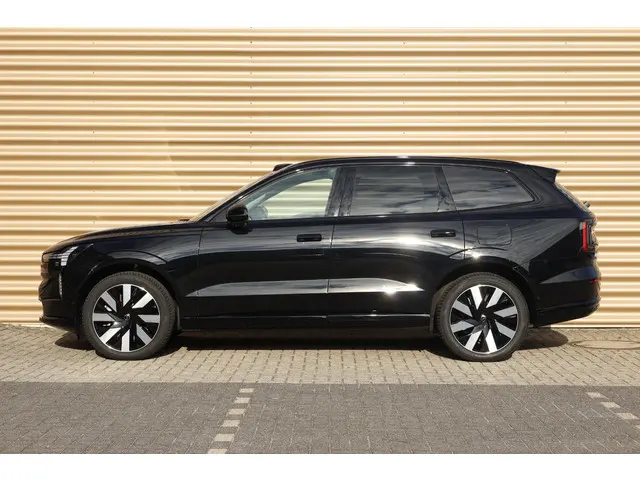 Volvo EX90 Twin Motor Ultra 7p. 111 kWh 2025 Elektrisch 6