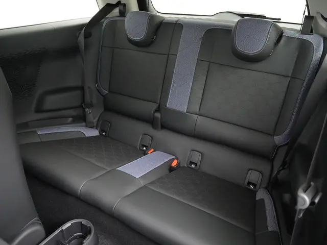 MINI 3-Deurs Cooper E Classic + L-pakket 2025 Elektrisch 13