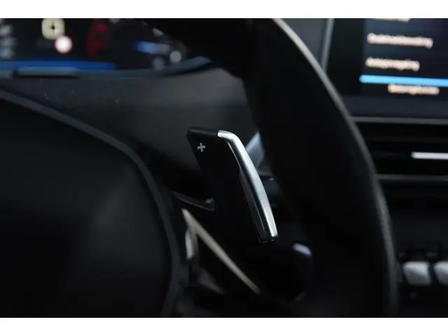 Peugeot 3008 1.6 PureTech Allure 2018 Benzine 47