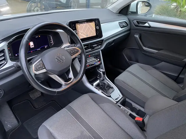Volkswagen T-Roc 1.5 TSI Life Business 2022 Benzine 11