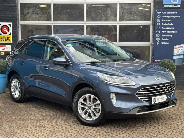 Ford Kuga 2.5 PHEV Titanium X 2021 Hybride Benzine 35