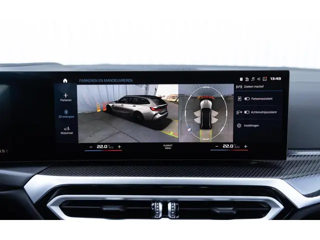 BMW M3 3-serie Touring xDrive Competition 2024 Benzine 12