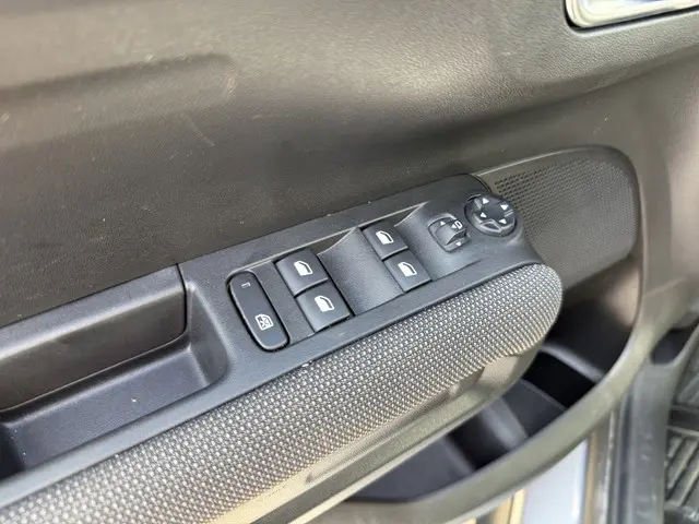 Citroën C3 Aircross 1.2 PureTech Max 2024 Benzine 18