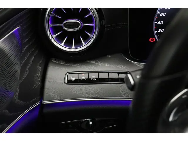 Mercedes-Benz CLS 450 4MATIC Premium Plus 2019 Benzine 29