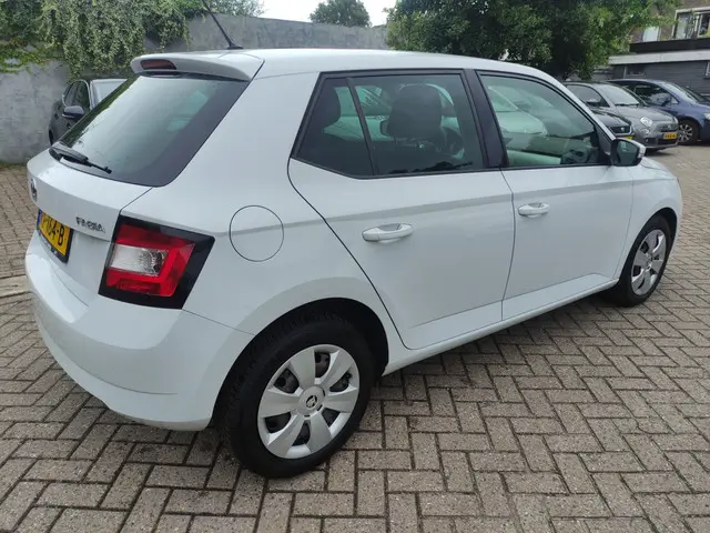 Škoda Fabia 1.0 TSI 70kW Greentech Ambition 2018 Benzine 2