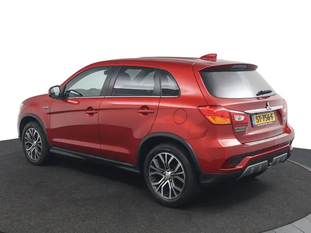 Mitsubishi ASX 1.6 Cleartec Connect Pro+ 2018 Benzine 4