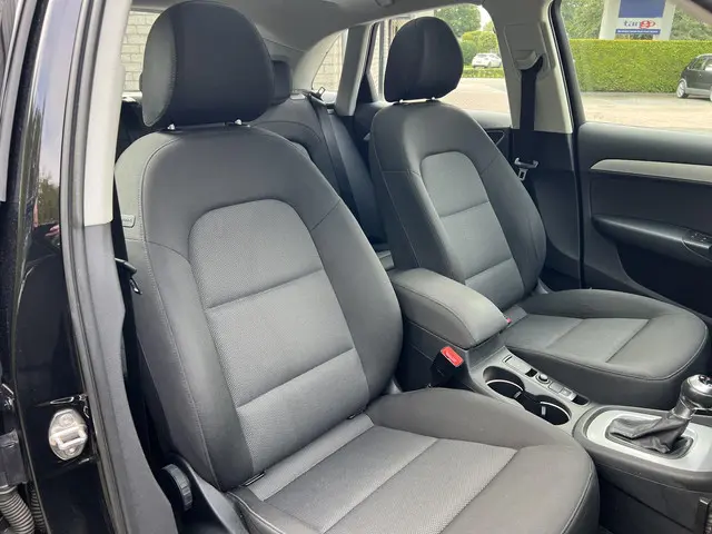 Audi Q3 1.4 TFSI CoD Adrenalin Automaat 2016 Benzine 9