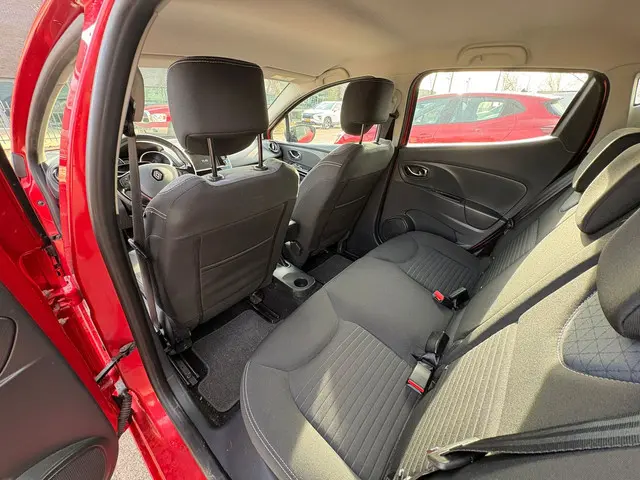 Renault Clio 0.9 TCe Dynamique NIEUWE APK 2013 Benzine 13