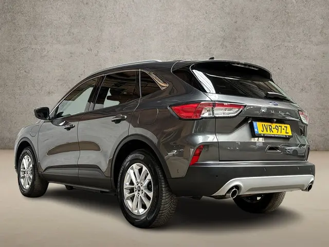 Ford Kuga Titanium X 2022 Hybride Benzine 3