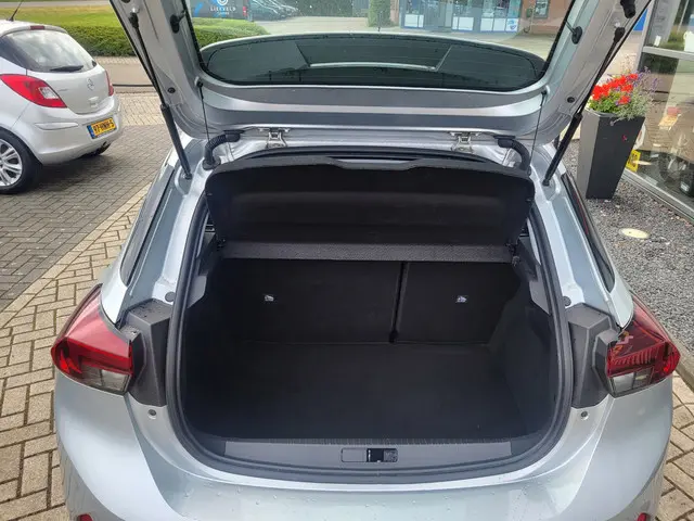 Opel Corsa 1.2 Edition 2022 Benzine 8