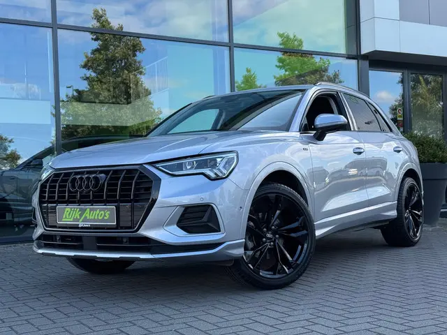 Audi Q3 35 TFSI * Leder * 360 Camera * Keyless 2020 Benzine 22