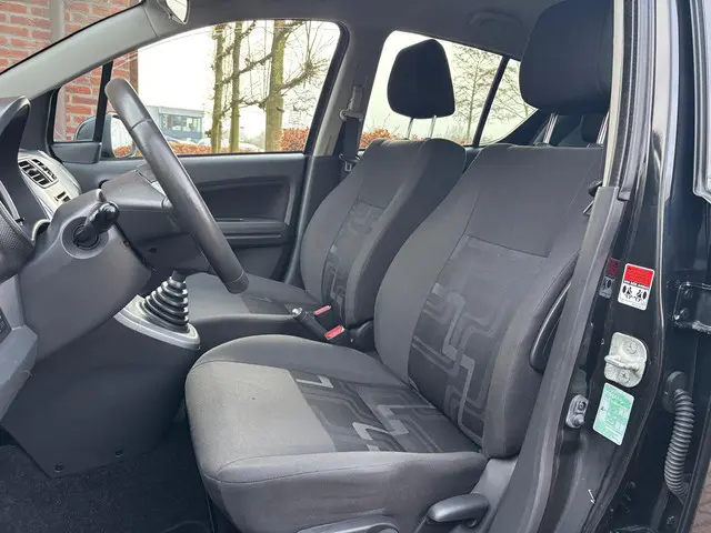Suzuki Splash 1.0 VVT Exclusive EASSS 2012 Benzine 11