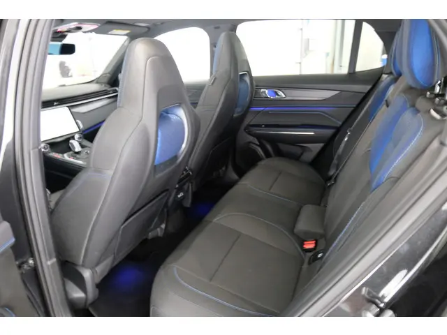 Lynk & Co 01 1.5 2023 Hybride Benzine 5