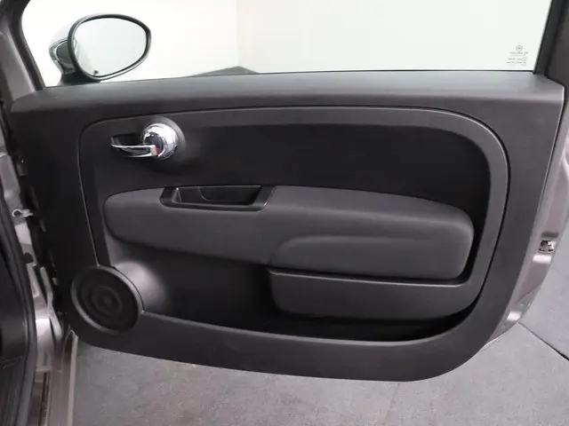 Fiat 500 1.0 Hybrid 2023 Benzine 24