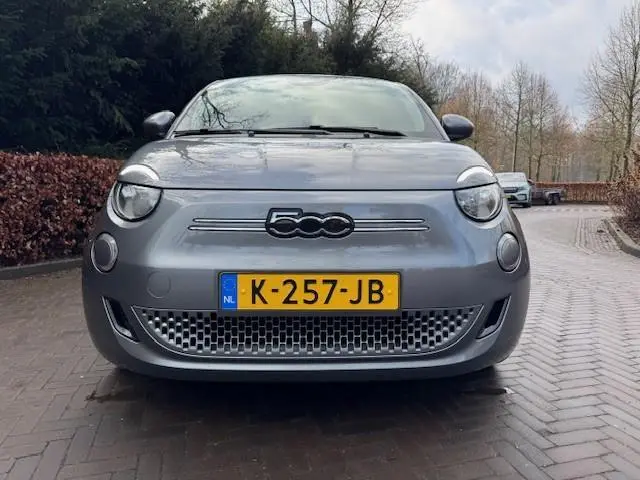 Fiat 500 ICON 42KWH/LED/NAV/PDC/LMV 2020 Elektrisch 2