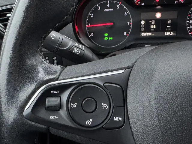 Opel Crossland 1.2 Turbo GS Line 2022 Benzine