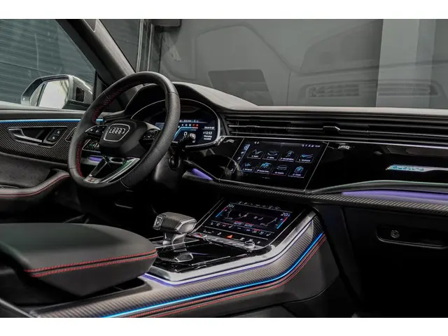 Audi SQ8 4.0 TFSI Quattro 2024 Benzine 16