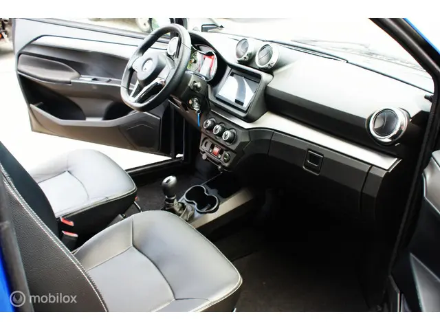 Aixam Crossover Brommobiel SUV 2024 Diesel 17