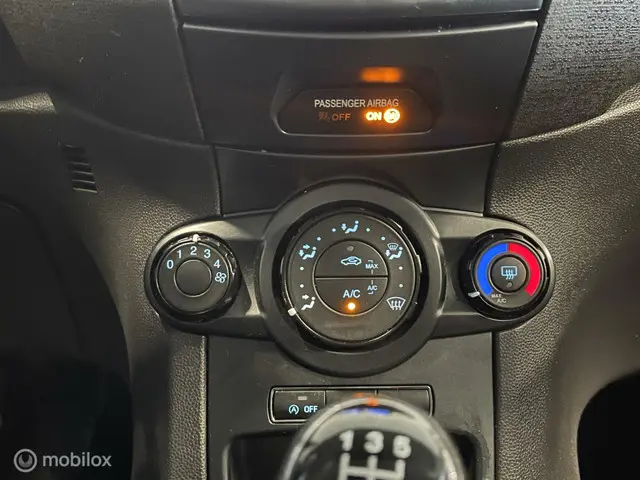 Ford Fiesta 1.0 Style/Navigatie/Carplay/Airco 2016 Benzine 17
