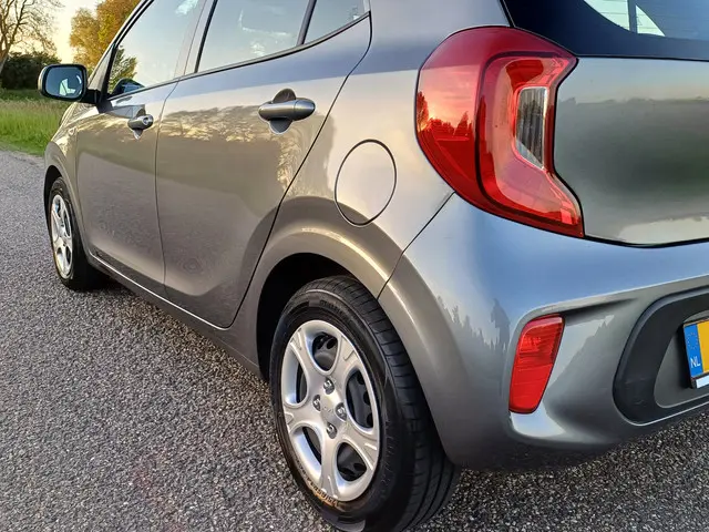 Kia Picanto 1.0 DPi ComfortLine 2022 Benzine 13