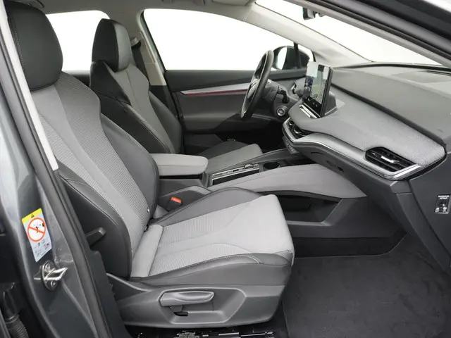 Škoda Enyaq iV 60 Private Edition 2023 Elektrisch 40
