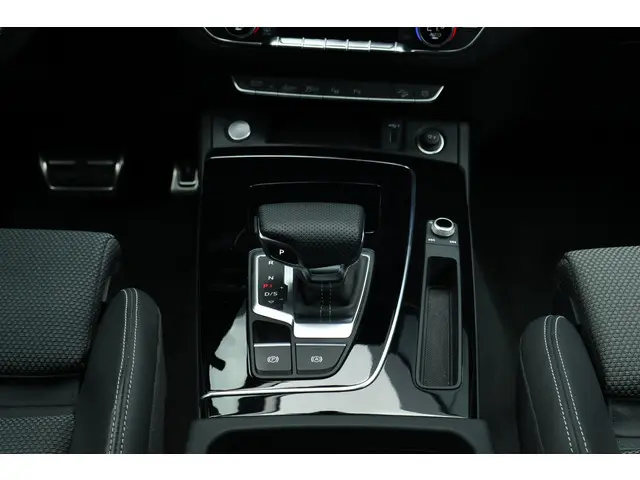 Audi Q5 Sportback 40 TFSI S edition 2023 Benzine 39