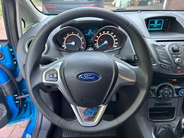 Ford Fiesta 1.0 EcoBoost Titanium 2013 Benzine 18