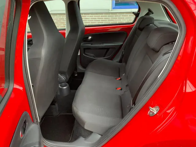 SEAT Mii 1.0 Reference 2014 Benzine 10