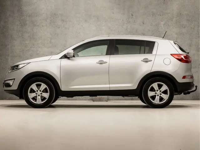 Kia Sportage 1.6 GDI Sport 2013 Benzine 2
