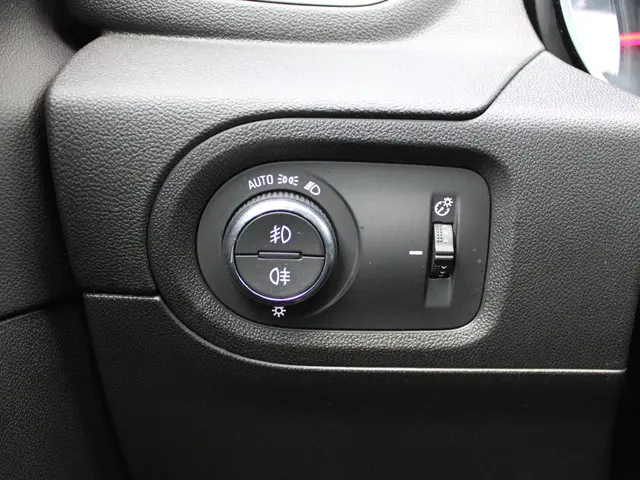 Opel Grandland X 1.2 Turbo Innovation 2019 Benzine 23