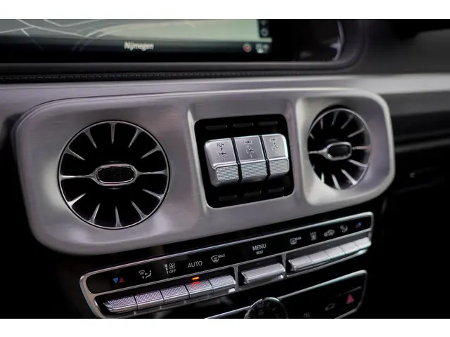 Mercedes-Benz G-Klasse 400 d 2021 Diesel 49