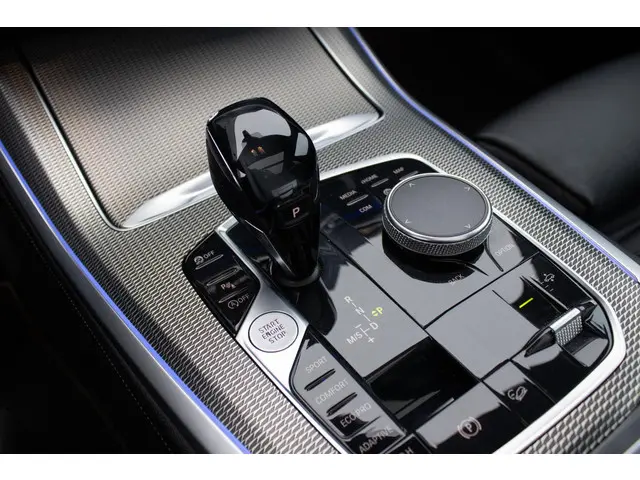 BMW X5 xDrive40i High Executive 2018 Benzine 20