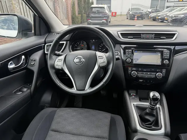 Nissan QASHQAI 2