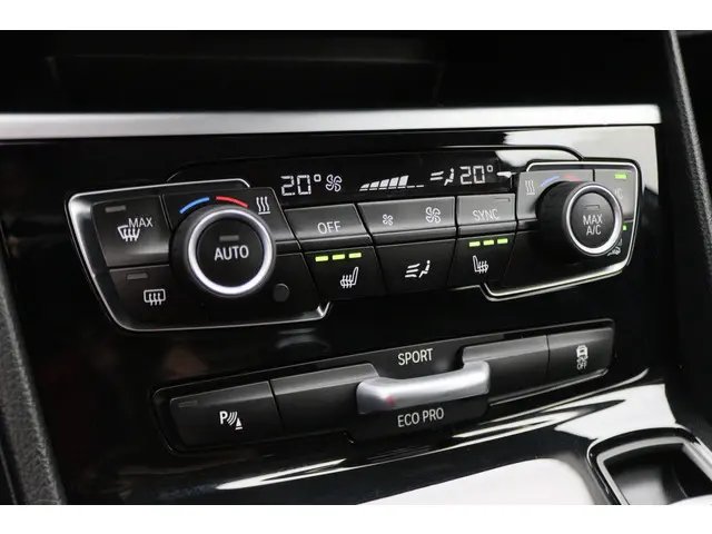 BMW 2 Serie Gran Tourer 218i Luxury 2015 Benzine 42