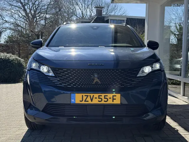 Peugeot 5008 2
