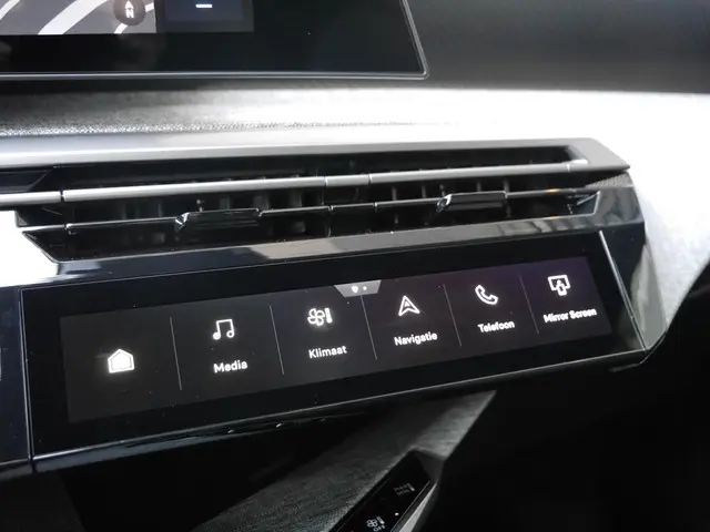 Peugeot 5008 1.2 Hybrid 136 Allure 2025 Hybride Benzine 39