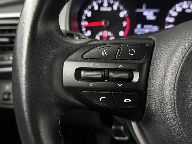 Kia Stonic 1.0 T-GDi DynamicLine 2020 Benzine 28