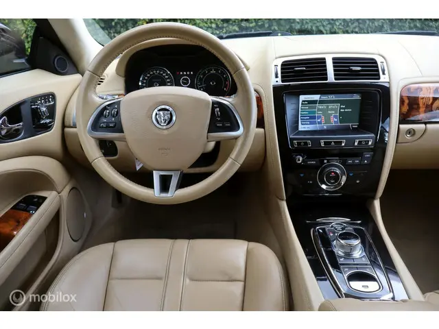 Jaguar XK 5.0 V8 Coupé 2013 Benzine 12