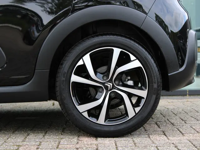 Citroën C3 1.2 PureTech Feel Edition 2023 Benzine 26