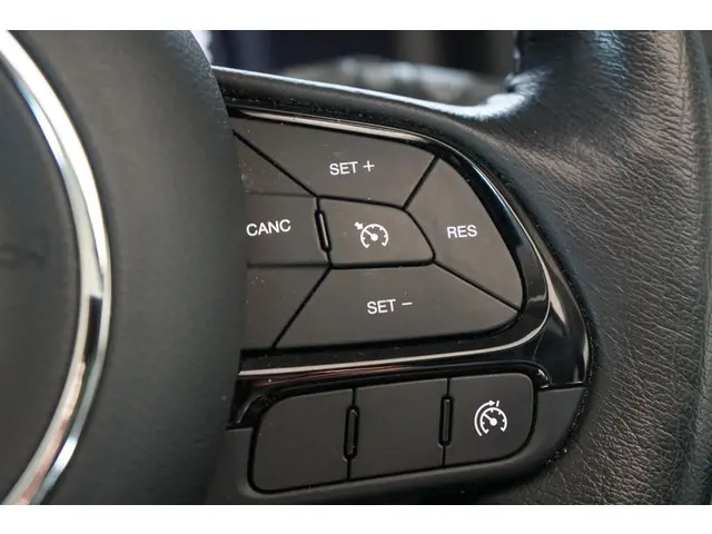 Jeep Renegade 1.0T Longitude 2020 Benzine 26