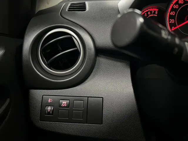 Mazda 2 1.3 BIFUEL GT AIRCO / NAP / LM VELGEN 2013 LPG/Gas 17