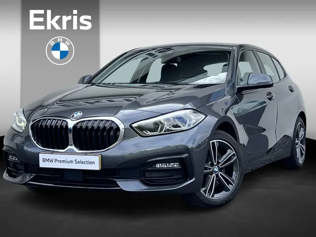 BMW 1 Serie 118i Executive Edition 2021 Benzine