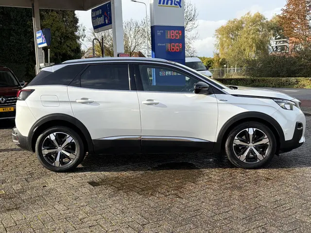 Peugeot 3008 1.6 e-THP GT Line 2018 Benzine 9