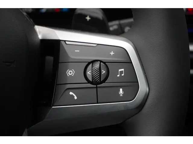 BMW X1 xDrive23i 2025 Benzine 30