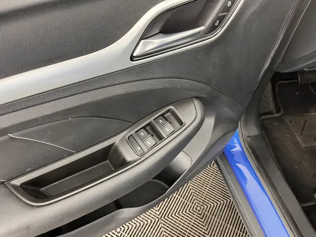 MG ZS EV MG Luxury 45 kWh 2019 Elektrisch 28