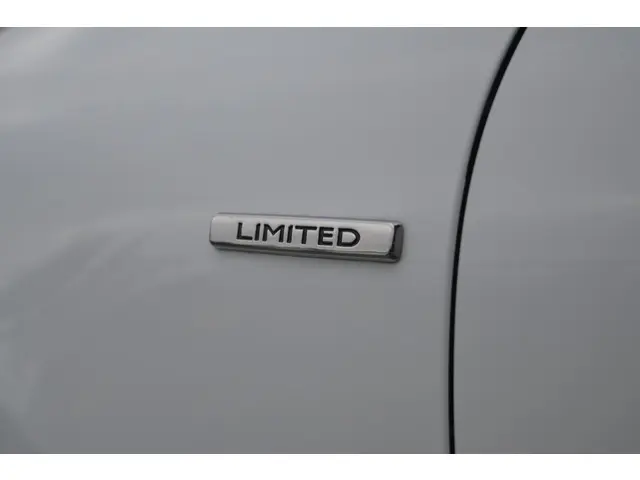 Renault Clio Estate TCe 90 Limited 2019 Benzine 10