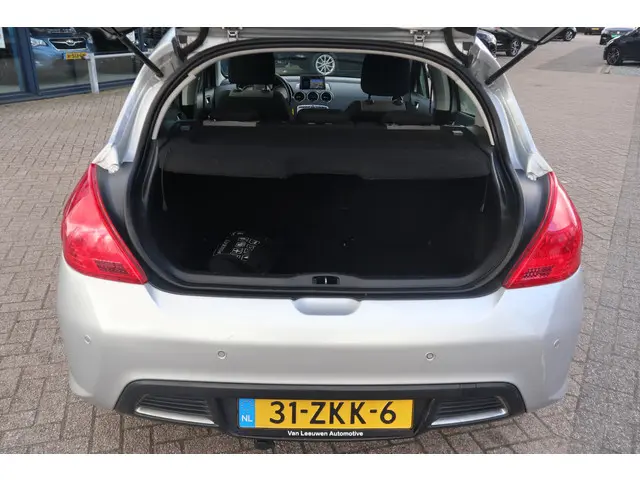 Peugeot 308 1.6 THP Sportium 2013 Benzine 14