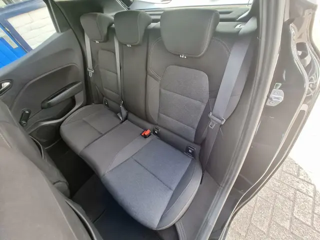 Renault Clio 1.0 TCe 90 Equilibre 2023 Benzine 26